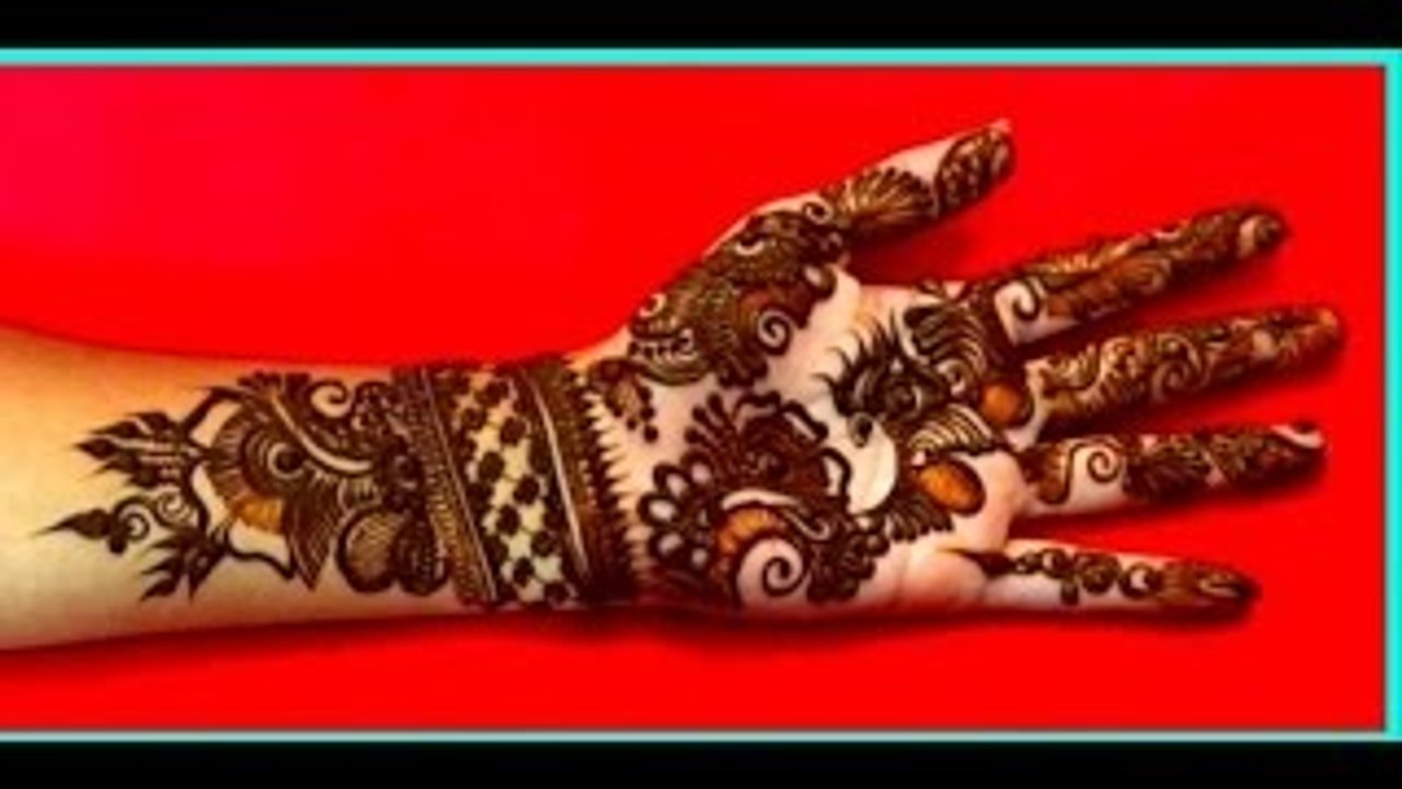 Diwali Special Very Beautiful Black Outlined Red Mehndi Design