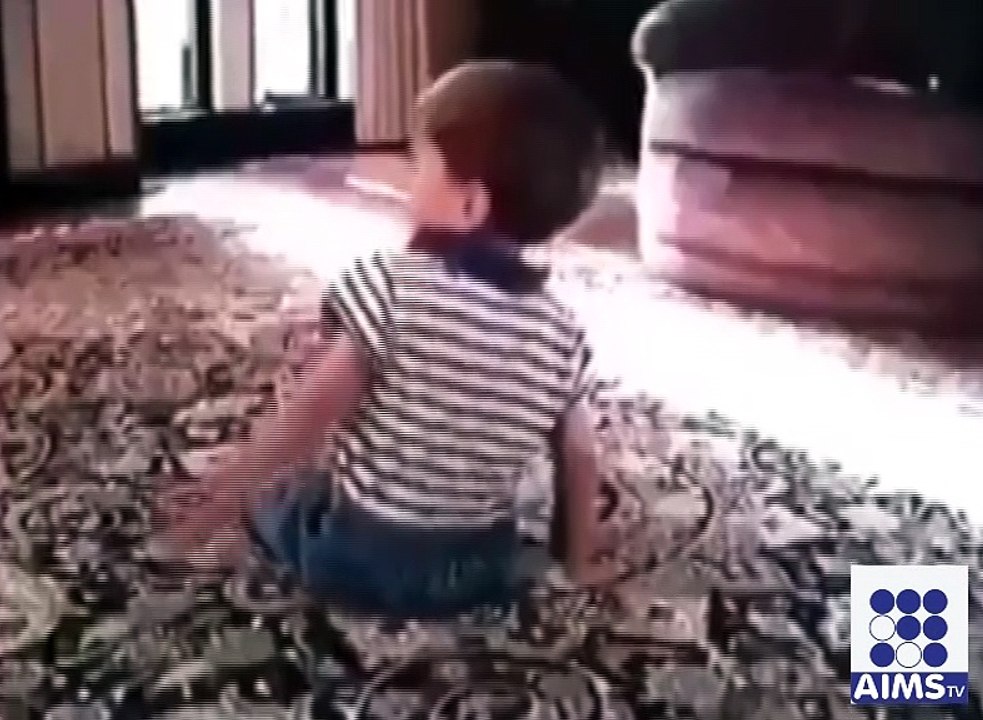 پیروں سے معذور شخص نے فٹبال میچ میچ میں شاندار کرکردگی