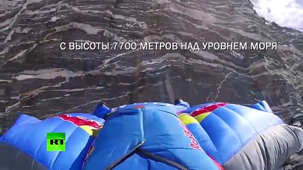 Прыжок с высоты 7700 метров над уровнем моря от первого лица (1)