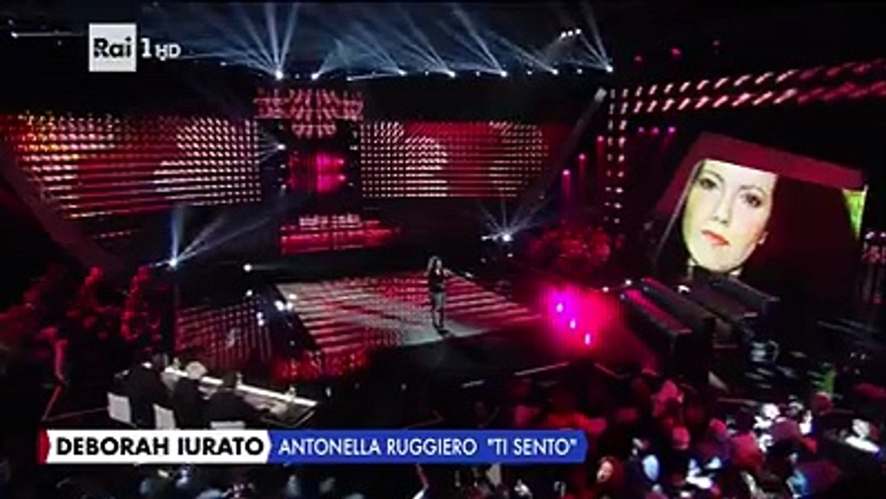 Deborah Iurato simita Antonella Ruggiero in "Ti sento"