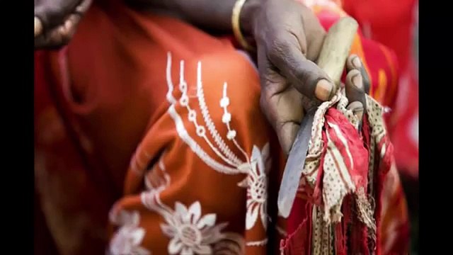 ছেলেদের নয় মেয়েদের যেভাবে মুসলমানি করা হয় জানলে চমকে উঠবেন! | Meyeder Gopon Kotha