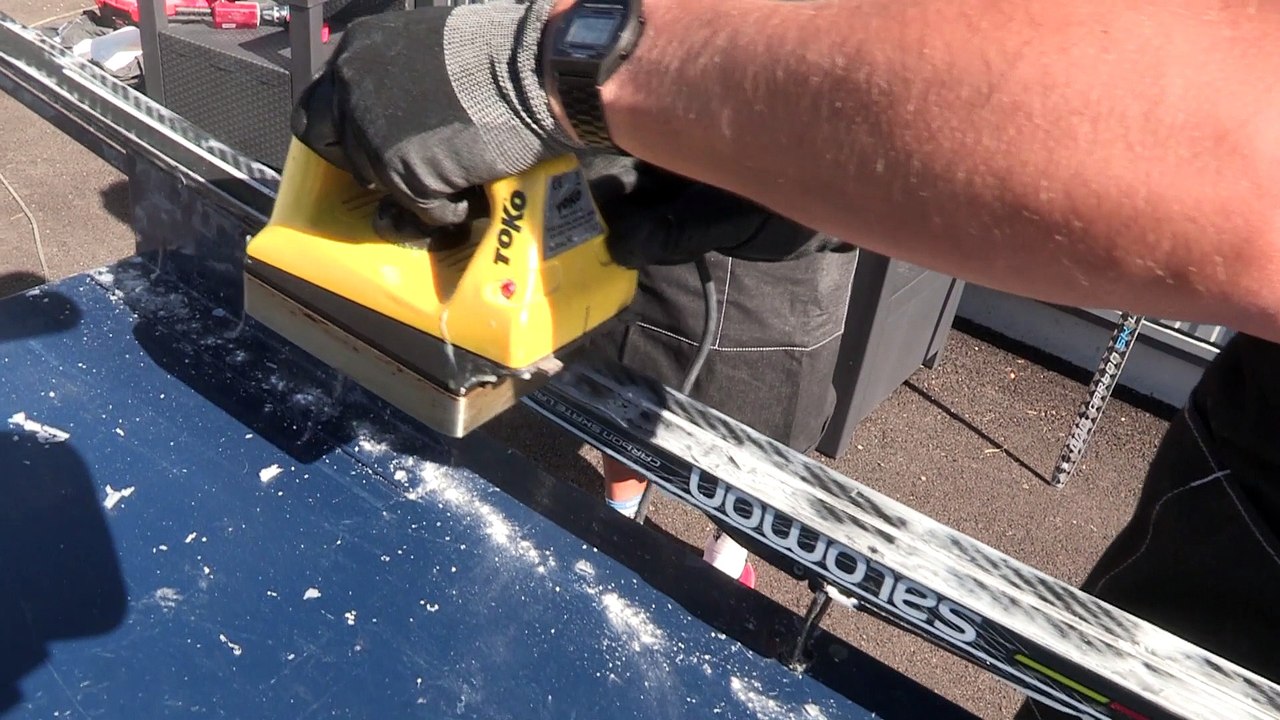 Comment Farter des Skis de Fond – Séquence 2 : application d’une Cera