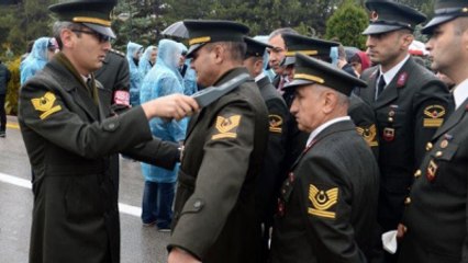 Ankara'da Askerler Dahil Herkes Tek Tek Aranarak Anıtkabir'e Alındı