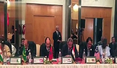 وزير التعليم المصري يرد على سفاهة الوزير السعودي السابق ضد السيسي