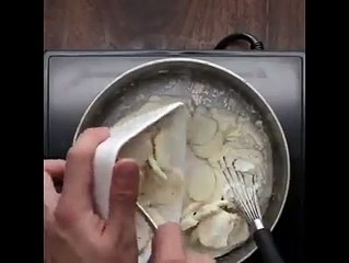 No-Bake Cookies & Cream Cheesecake