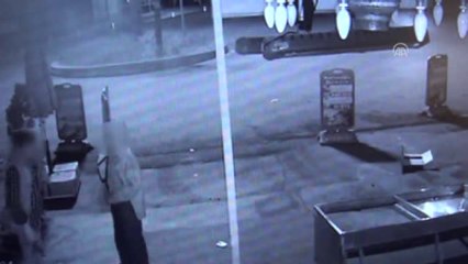 Kasayı Açamayınca Balıkları Çaldılar