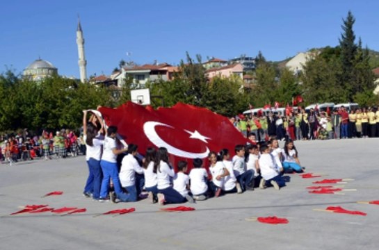 Fethiye Ege'de 29 Ekim Cumhuriyet Bayramı Coşkuyla Kutlandı