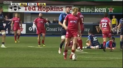 Aaron Shingler exclu après avoir été plaqué sans ballon par son frère