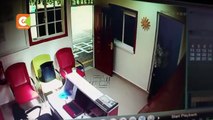 Woman caught on camera stealing a laptop from a Nairobi school