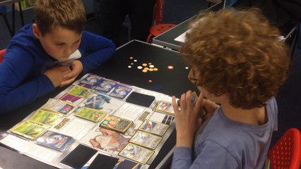 Les Bayeusains s'affrontent en tournois Pokémon