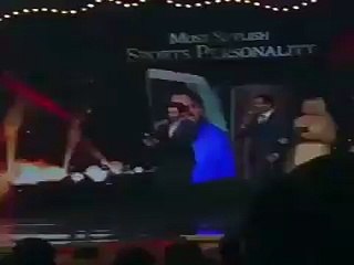 Light moments on the stage when Afridi dedicated his award to Shoaib Malik!