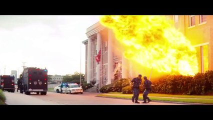 2 Guns Official Red Band Trailer (2013) - Denzel Washington Movie HD (2) (2) (2)