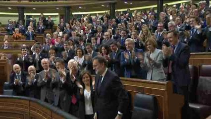 Télécharger la video: Mariano Rajoy es investido presidente