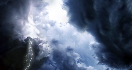 Bahubali 2 First Look ( Poster In Motion)