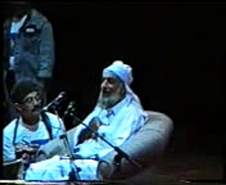 HIS HOLINESS Hazarat RIAZ AHMAD GOHAR SHAHI addressing In Foreign Tour Bedford U K part 5