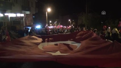 Cumhuriyet Yürüyüşü ve Fener Alayı Düzenlendi