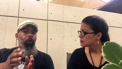 Entrevista by Coffee Talk Magazine-Escritor y librero Eddie Ortíz