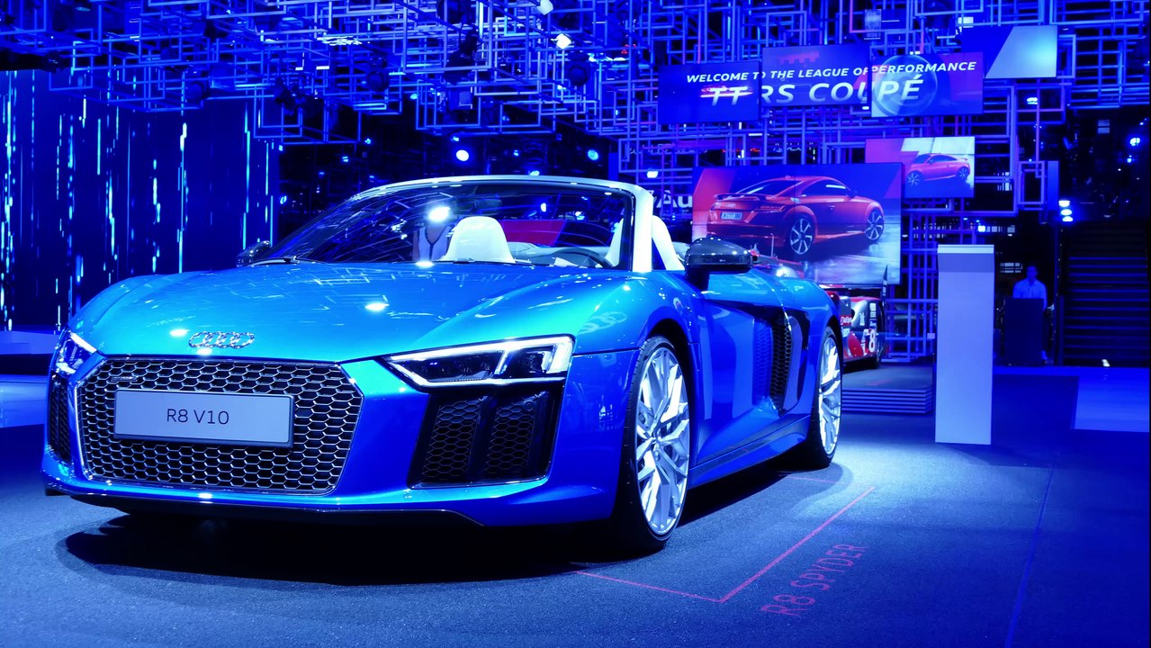 Mondial de l'Automobile à Paris - Audi présente ses nouvelles voitures (version courte)