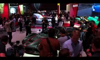 Mondial de l'Automobile à Paris - Ferrari présente ses nouvelles voitures (version courte)