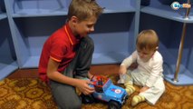 БРУДЕР Строительные Машинки Обзор Игрушек с Игорьком и Ариной Развлечения для детей Bruder Toys