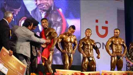 El nepalés Arjun Barnwal gana el Campeonato de Culturismo en Katmandú