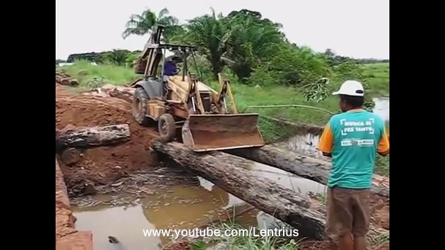 Ultimate WIN FAIL Compilation ★ Bus - Semi Truck s - Tractors ★ #7 (2)