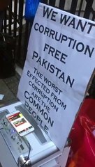 What PTI Supporters Did With Nawaz Sharif in London