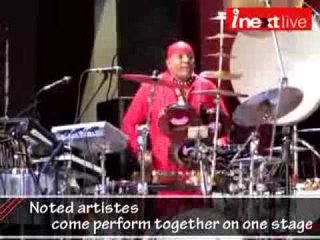 Noted artistes come perform together on one stage