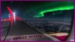 Magnifique : aurore boréale vu d'avion au dessus de l'islande