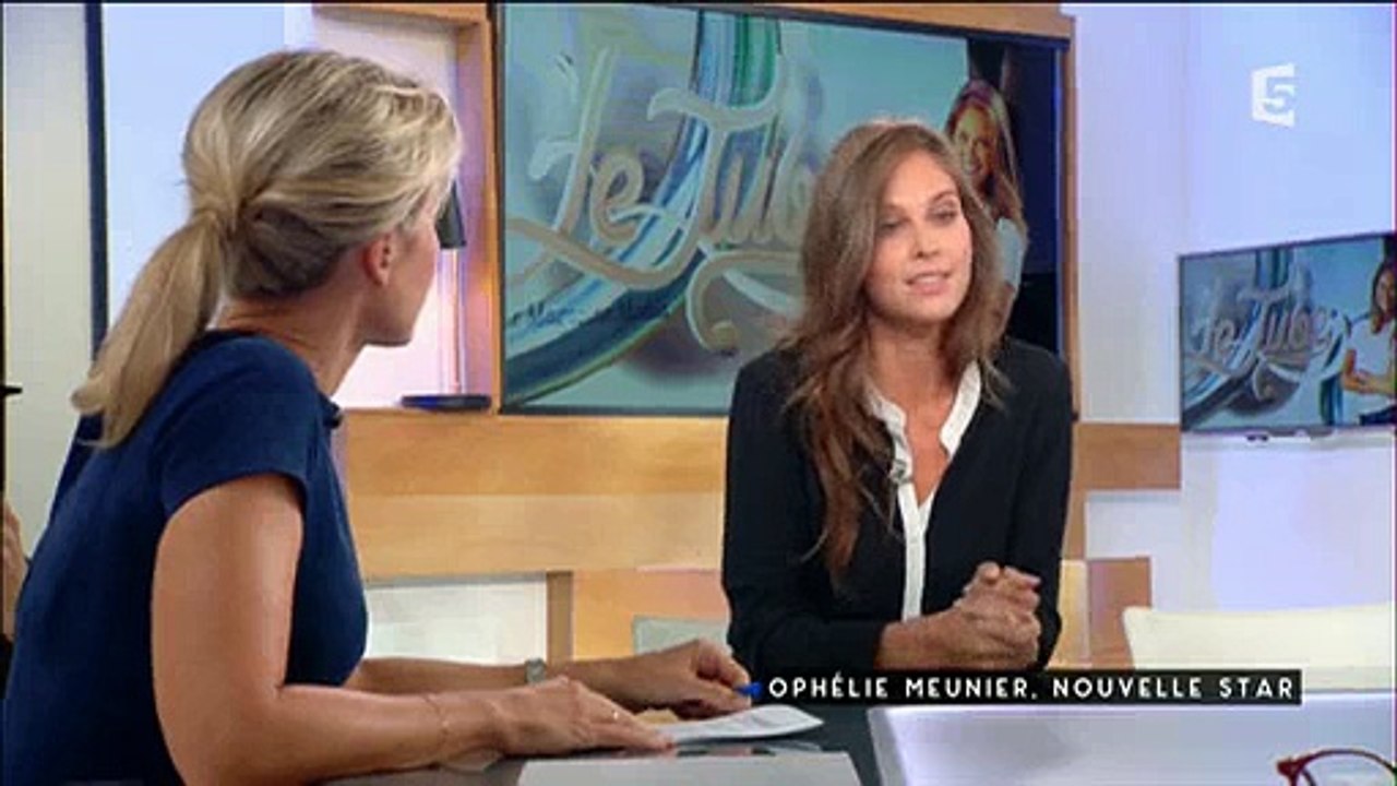 Ophélie Meunier revient sur les attaques qu'elle subit sur les réseaux sociaux : "Ça fait mal" - Regardez