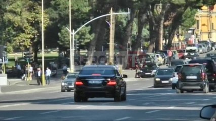 Report TV - Protesta kundër ligjit për mbetjet, masat e policisë