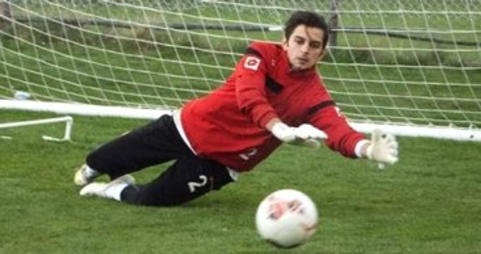 Elazığspor'un Kalecisi Çağlar Şahin Akbaba, Bahis Operasyonunda Gözaltına Alındı