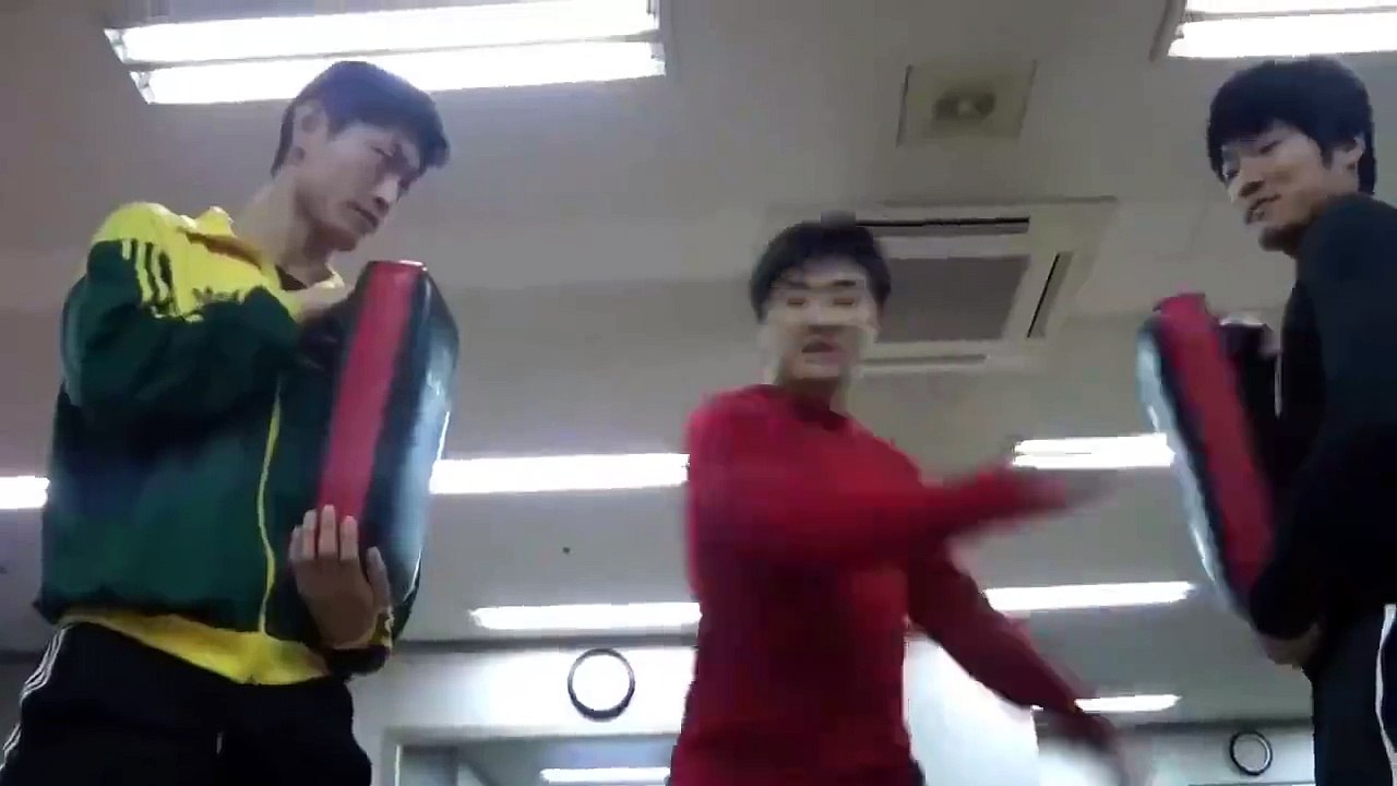 Wing Chun self defense techniques  (santa-banta-group)