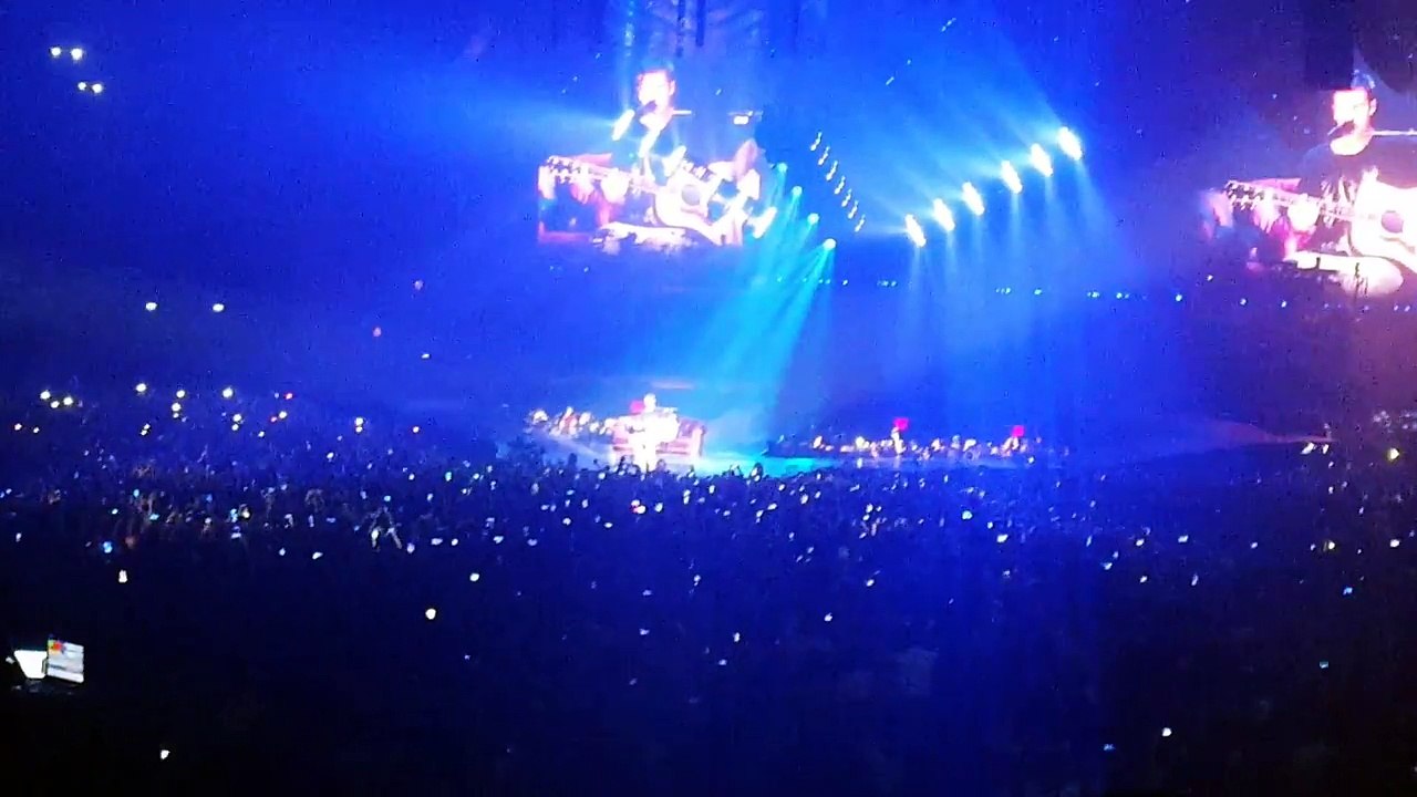 Justin Bieber - Cold Water Paris live 20-09-2016