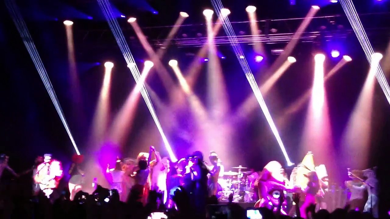 Muse - Can't Take My Eyes Off You, Tokyo Zepp 08/13/2013