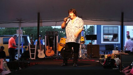 Allex Flores sings 'My Way' Elvis Week 2016