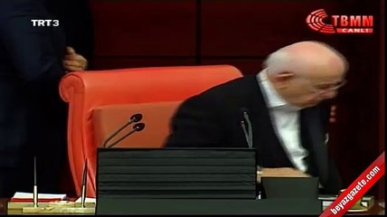 HDP'liler ayağa kalkmadı