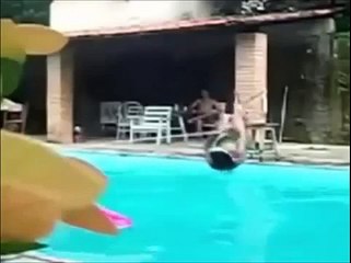 Fall in water with house in rope stunts