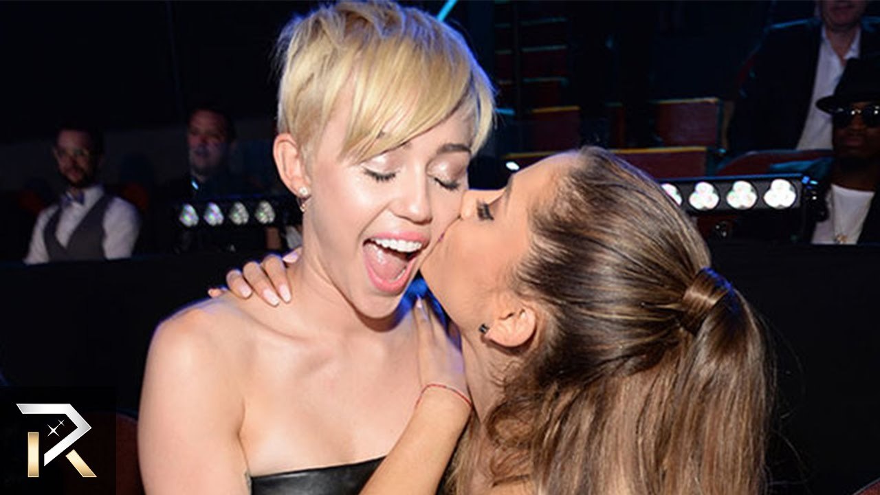 10 Inappropriate Celebrity Hook-Ups Caught On Camera