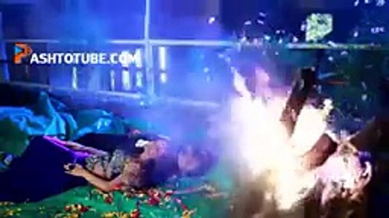 Pashto New Film Song 2013 - Gandageer - Meene Na Baghair Zindagi Garana Da - Trailor