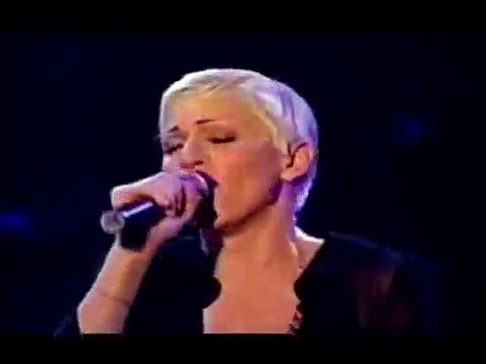 4 MADONNA Rain (The Girlie Show Live in Fukuoka) 1993