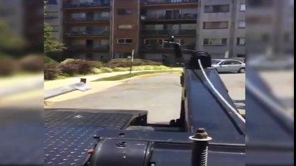 Driver Illegally Parks car in fire lane to unload groceries!