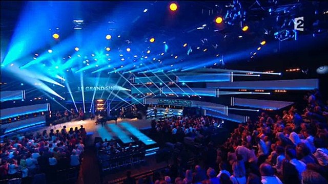 Céline Dion craque et fond en larmes hier soir sur France 2 dans le Grand Show