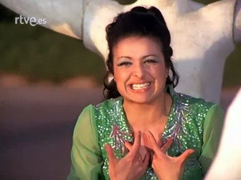 Dolores Vargas La Terremoto - Chirpy Chirpy Cheep Cheep (en color)