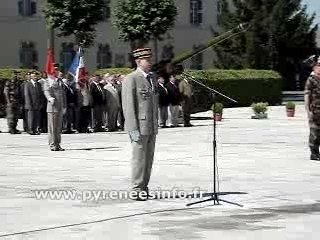 35e Nouveau commandant