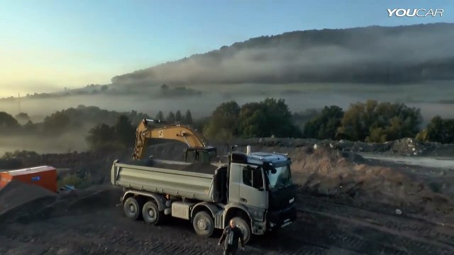 All-New 2014 Mercedes-Benz Arocs - Grounder