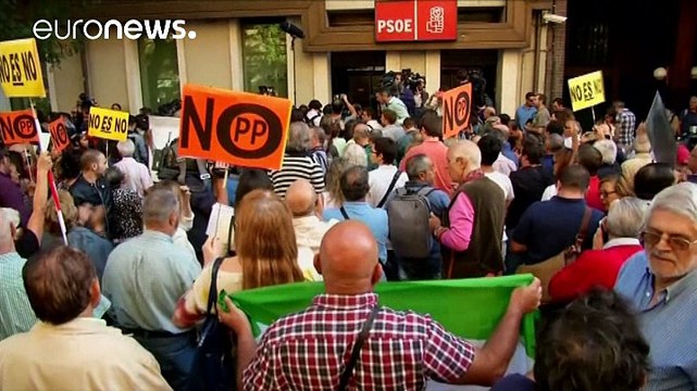 Spagna, Sanchez in minoranza, si dimette il segretario del Partito socialista