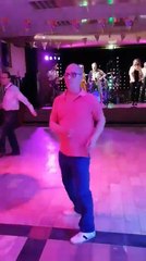 Guus en ik aan het dansen