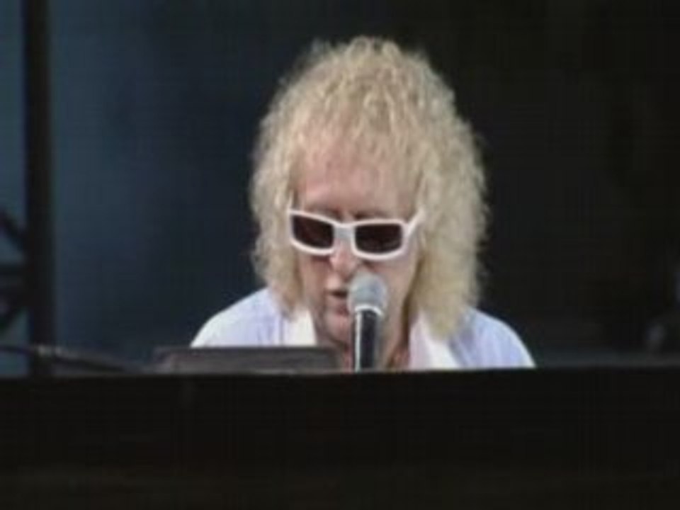 MICHEL POLNAREFF - Love me please love me