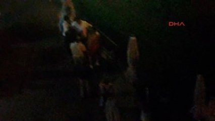 Zonguldak Eski Muhtar Hesabı Fazla Bulunca Garsonu Bıçakladı